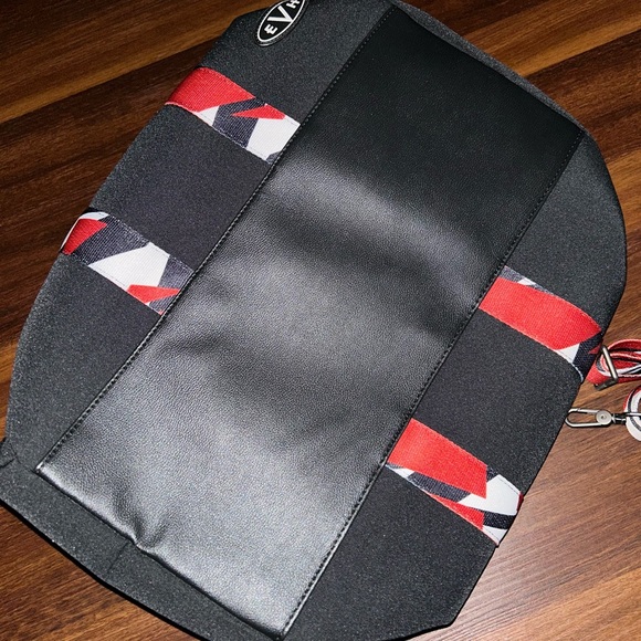 Eddie Van Halen Authentic Duffle Bag NEW - Picture 4 of 13
